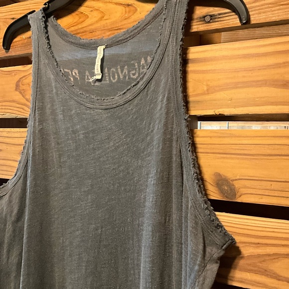 EUC Magnolia Pearl Tank Dress Ozzy - Picture 3 of 7